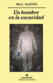 Imagen de cubierta: UN HOMBRE EN LA OSCURIDAD